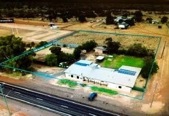 Oasis Hotel, Enngonia, photograph 5 of 8
