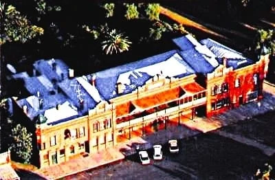 Culcairn Hotel, photograph 2 of 8
