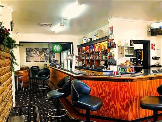 Telegraph Hotel, Molong, photograph 2 of 8