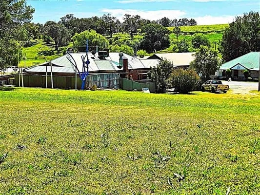 Wombat Hotel, photograph 7 of 8