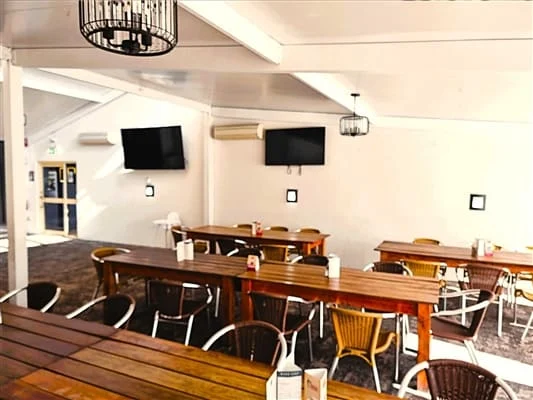 Murrumbidgee Hotel, Narrandera, photograph 6 of 8